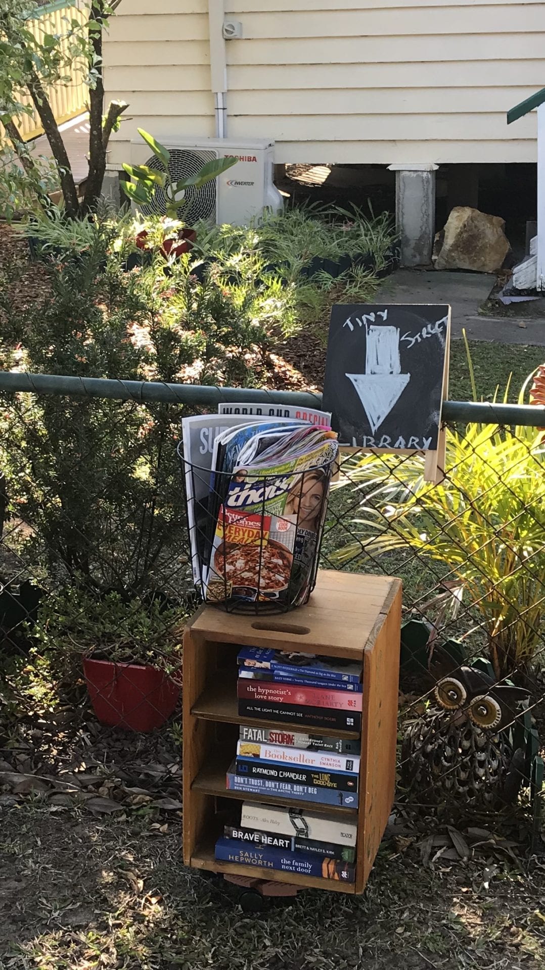 Barefoot Stevos’ Tiny Library - Street Library Australia