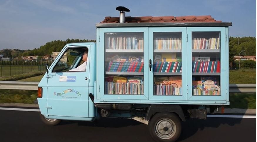 Is this Italy’s smallest library? It might also be the cutest !
