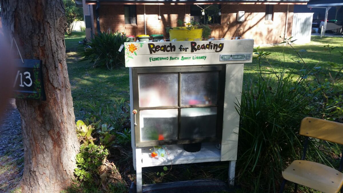 Reach for Reading - A Home Made Street Library