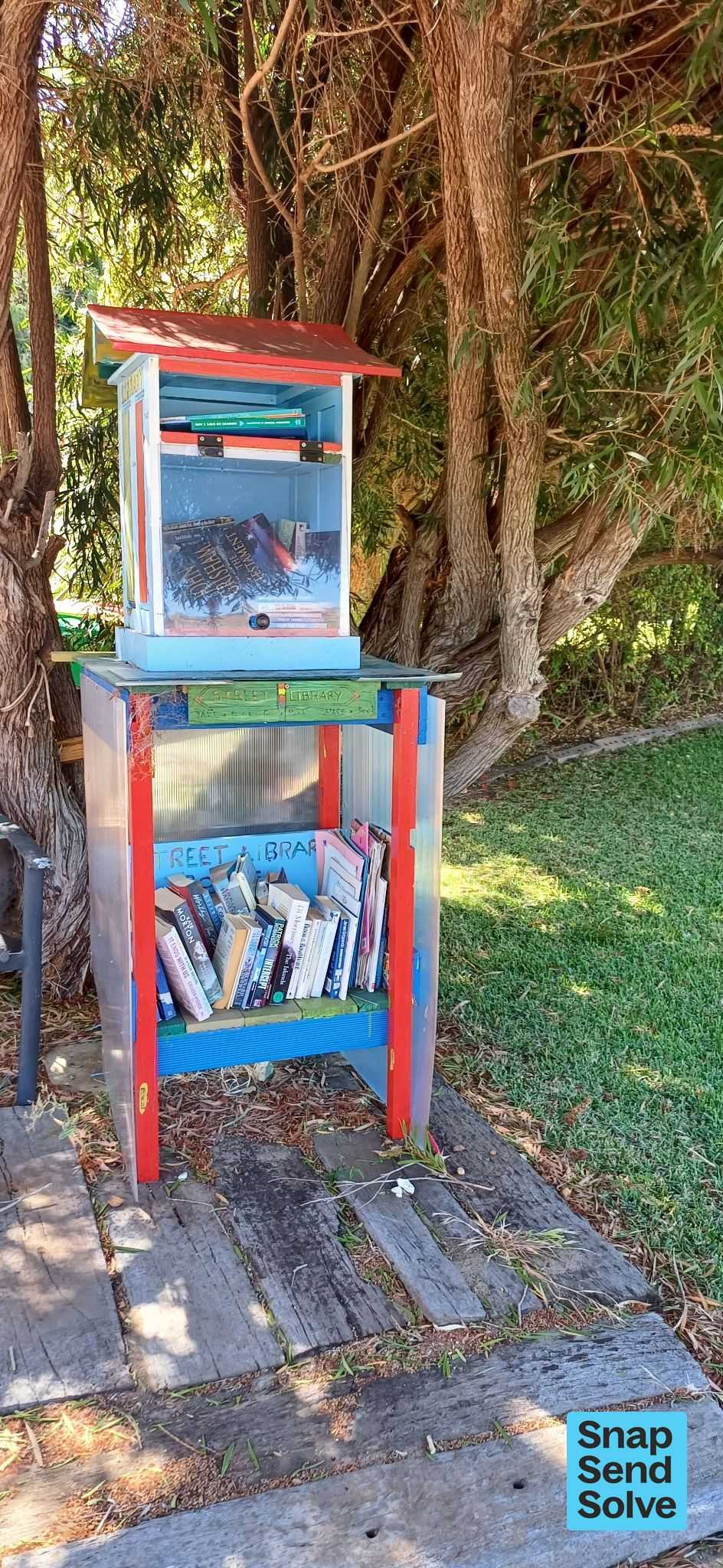 Hakea Cres Street Library